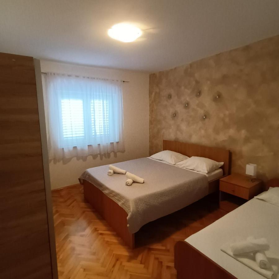 Apartments Monika Omiš Dış mekan fotoğraf