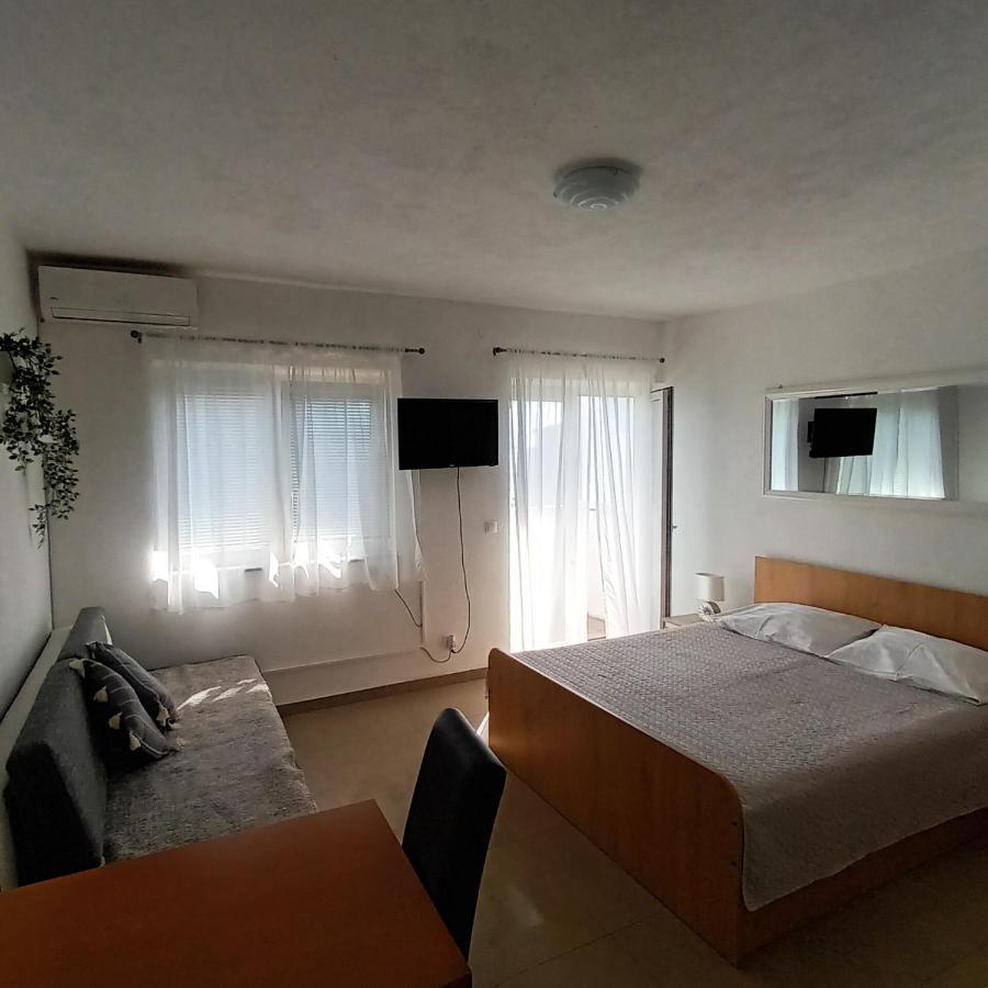 Apartments Monika Omiš Dış mekan fotoğraf