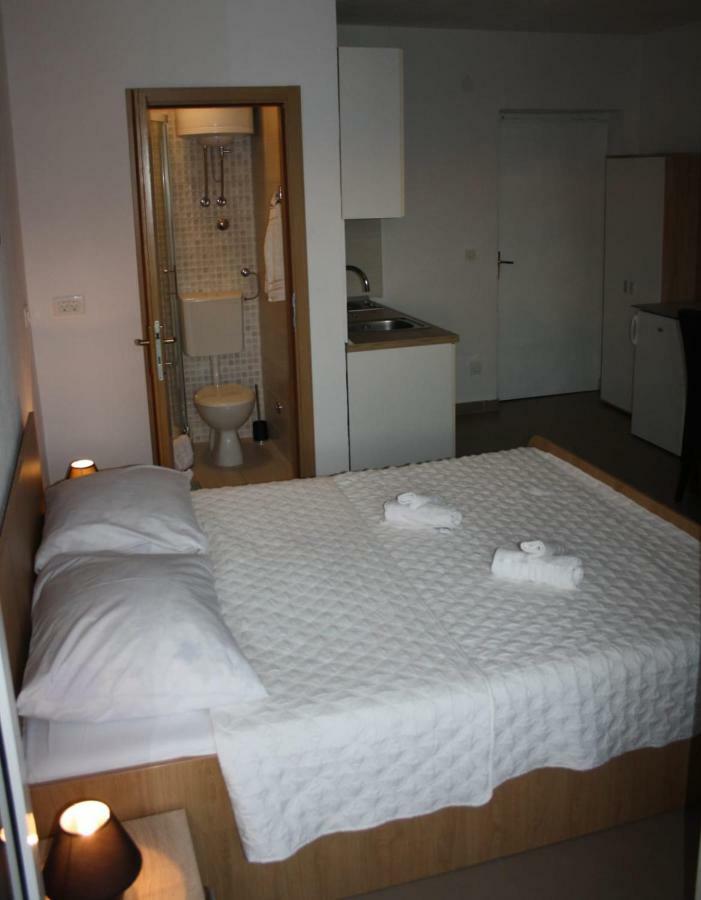 Apartments Monika Omiš Dış mekan fotoğraf